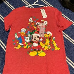 Old Navy Christmas T-shirt